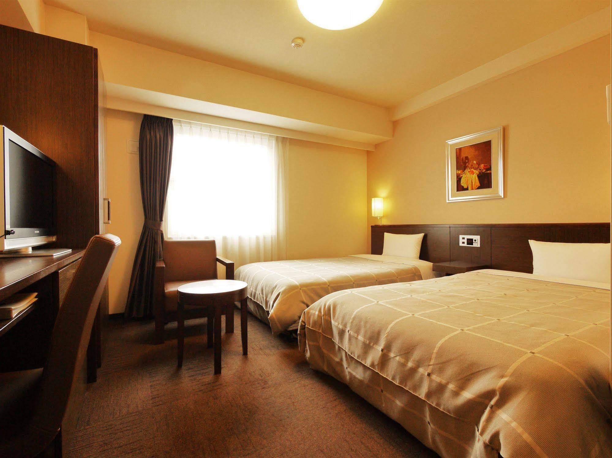 Hotel Route-Inn Sibukava Kültér fotó