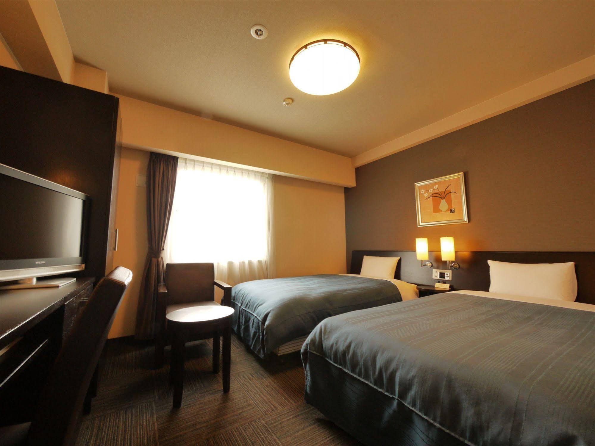 Hotel Route-Inn Sibukava Kültér fotó